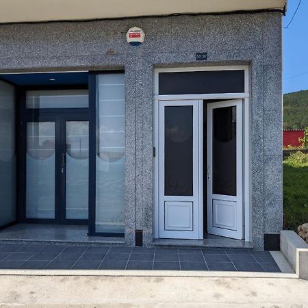 Hotel Vivienda Turistica Vacacional Maricarmen Arou Exterior foto