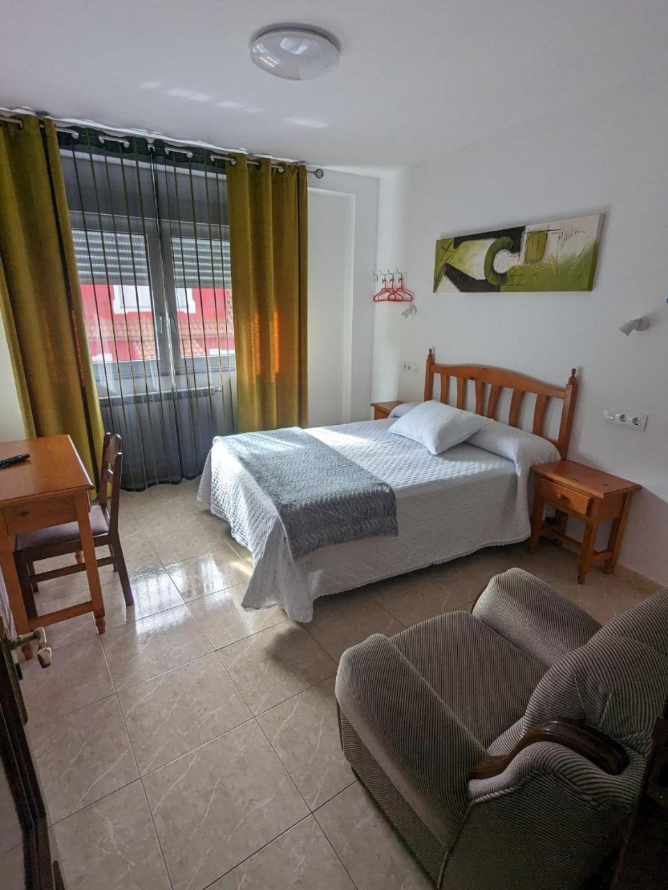 Hotel Vivienda Turistica Vacacional Maricarmen Arou Exterior foto